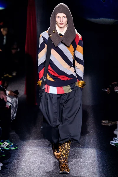 Look 42
